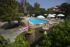 Pool & Garden Accommodation – Loano - Image 2