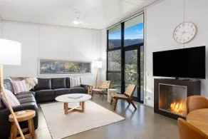 Ecocrackenback Chalet 5. - Image 3