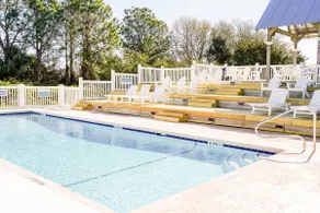 Summer Special! Cute Cottage Steps to Beach & Pool - Image 3