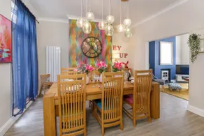 The Milton sleeps 8 close to York city centre pet friendly - Image 2