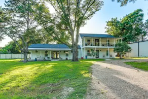 Pottsboro Home w/ Patio & Grill ~ 1 Mi to Lake! - Image 3