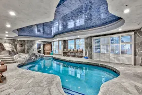 Luxe10 Bear Claw Estate Lakeview W Pool - Image 2