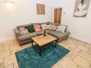 The Cottage - Image 4