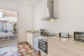 Charming Sa Pobla Retreat: 4BR, Pool, Sleeps 8 - Image 5