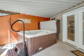 'Foxes Den' w/ Hot Tub, Pool Table & Fire Pit! - Image 2