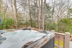 Peaceful Cabin w/ Hot Tub: 11 Mi to Blue Ridge! - Image 2