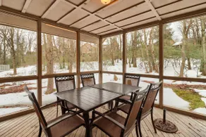 'Cozy Cove' Near Waterparks, Zip Line, Ski & More - Image 3