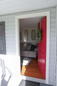 Peace and Pinecones Cottage by Buffalo Mtn Getaway - Image 3