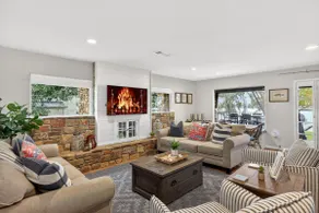 Waterfront/Lilypad/Outdoor TV/Hottub/Fishing - Image 5