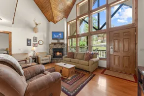 Lazy Jc Lodge - Image 2