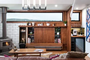 Marnies - Loft style country living - Image 2