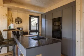 Superior Chalet #3 With Sauna & Hot Tub - Image 5