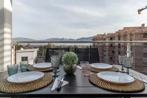 Avocado Pool & Mountain View - Image 2