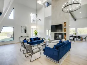 Modern Home - 1 Acre Lot w/ Pool, Patios, Jacuzzi - Image 3