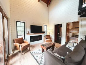 Renovated Cabin, Hot Tub Views! - Image 2