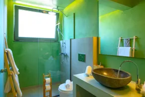 Branch Suite w Shared Pool by Roots Suites - Image 4