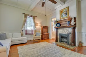 Opulent Home in Spring Hope w Pool & Hot Tub - Image 5