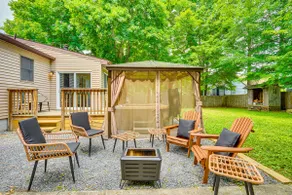 Family-Friendly Home w/ Hot Tub, Near Lake George! - Image 3