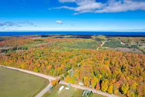 Cozy Harbor Springs Vacation Rental, 13 Mi to Town - Image 2
