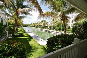Tropical Retreat at Coral Lagoon~ Waterfront Villa w Pool! - Image 2