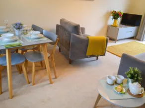 The Waiting Room - Image 5