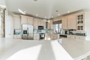 Horton Beach Lake House: Summer Lakefront Getaway - Image 4