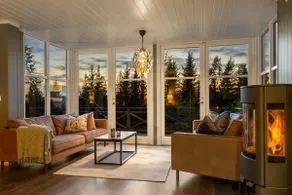 Villa Heidi · Mjøsa-utsikt · Jacuzzi Badstu · 30 min OSL - Image 3