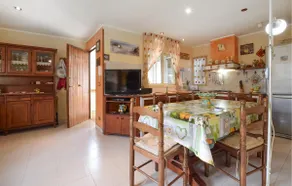 2 Bedroom Awesome Home In Altavilla Milicia - Image 3