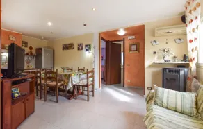 2 Bedroom Awesome Home In Altavilla Milicia - Image 4