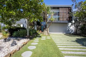 Casuarina Beachfront - Direct Access To The Beach! - Image 3