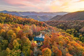 Sleeps 8+ | Vast Views | Hot Tub | Fire Pit - Image 4