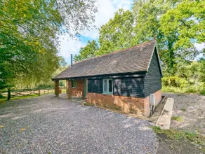 The Stables, Wickham - Image 2