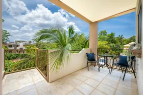 2BR condo near beach w/pool, balcony, & rooftop - Image 3