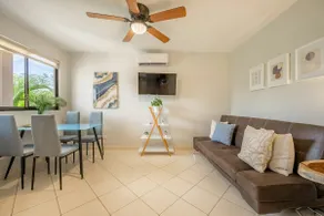 2BR condo near beach w/pool, balcony, & rooftop - Image 4