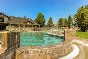 Light-filled townhome with fireplace pools hot tubs gyms golf & tennis - Image 5