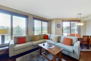 Exquisite 2BR Valleyview Trailhead Lodge 2nd-floo - Image 4