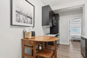 Modern One Bedroom Suite - Image 3