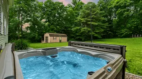 Hot Tub, Camp Fire, Game Room, Coffee/Espresso Bar - Image 2