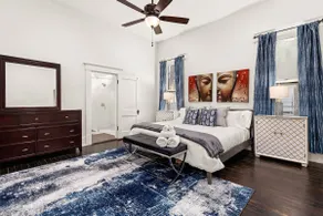 Southtown Charm: Pool, Arcade, Casita, King Beds - Image 4
