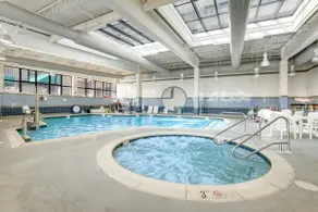 Sea Colony Ocean 5th floor condo with balcony shared sauna & tennis court - Image 5