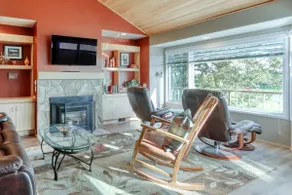 Refined golf course resort home on the fairway with a private hot tub - Image 3