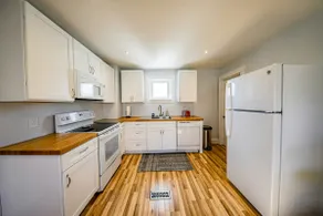 Ideal 2BR Finger Lakes | Deck | W/D - Image 4