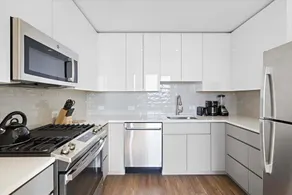 Perfect for WFH Traveller! w/ Co-working Space - Image 3