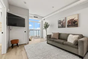 Great River Flats Suite 203 - Image 5