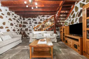 The Canarian patio - Image 2