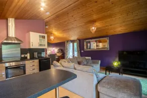 Beveren Lodge - Still Rabbit - Hot Tub - Yorkshire - Image 3