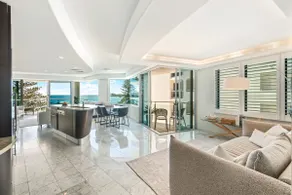 Sirocco 508 by G1 - Two Bedroom Beachfront unit - Image 2