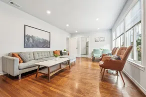Charming 2BR/1BA Apt in Burlingame, Close to SFO - Image 3