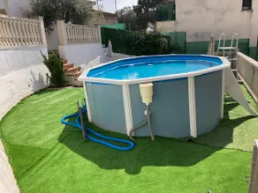 Lola's Beach House - Image 2