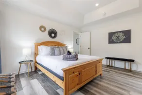 Fountain Inn Oasis - Just 1.5 miles from CCNB Amp - Image 4